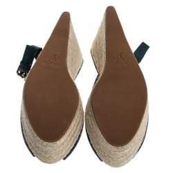 مملوكة مسبقًا صندل لوي فيتون كعب روكي اسبادريل مقدمة مفتوحة نعل سميك فتحة كعب جلد أخضر مقاس 39.5