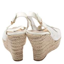 مملوكة مسبقًا Louis Vuitton White Monogram Canvas And Patent Leather Platform Espadrille Wedge Sandals Size 38.5