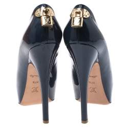 Pre Owned حذاء كعب عالي لوي فيتون "او ريالي !" بمقدمة مفتوحة جلد لامع أزرق كحلي مقاس 37.5