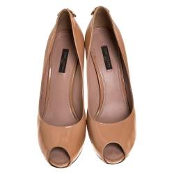 مملوكة مسبقًا Louis Vuitton Nude Patent Leather Oh Really! Peep Toe Platform Pumps Size 38