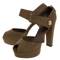 مملوكة مسبقًا صندل لوي فيتون بمقدمة مفتوحة و بنعل سميك جلد نوبوك أخضر زيتوني مقاس 40