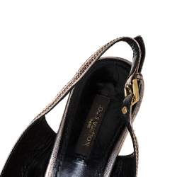 Pre Owned صندل لوي فيتون بمقدمة مدببة و مزين بفيو نكة و بفتحة كعب جلد أسود و برونزي ميتاليك مقاس 38