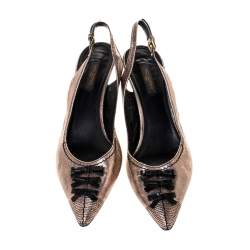 Pre Owned صندل لوي فيتون بمقدمة مدببة و مزين بفيونكة و بفتحة كعب جلد أسود و برونزي ميتاليك مقاس 38