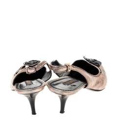 Pre Owned صندل لوي فيتون بمقدمة مدببة و مزين بفيونكة و بفتحة كعب جلد أسود و برونزي ميتاليك مقاس 38