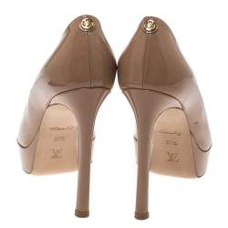 Pre Owned Louis Vuitton Beige Patent Leather LV Logo Peep Toe Platform Pumps Size 37.5