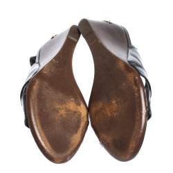 Pre Owned صندل لوي فيتون بكعب روكي و بفتحة كعب جلد لامع عنابي مقاس 37