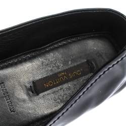 مملوكة مسبقًا Louis Vuitton Black Patent Leather Logo Ballet Flats Size 38