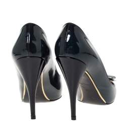 مملوكة مسبقًا حذاء كعب عالي لوي فيتون مزين بفيونكة جلد لامع أخضر مقاس 36