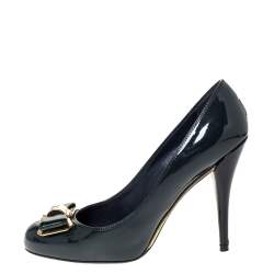 مملوكة مسبقًا حذاء كعب عالي لوي فيتون مزين بفيونكة جلد لامع أخضر مقاس 36