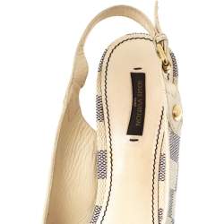 Pre Owned صندل لوي فيتون بفتحة كعب و بكعب روكي و بنعل سميك كانفاس دامييه أزرق سماوي مقاس 38