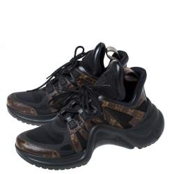 مملوكة مسبقًا Louis Vuitton Black Monogram Canvas And Mesh LV Archlight Sneakers Size 42
