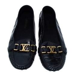 Pre Owned Louis Vuitton Black Patent Leather Logo Slip On Loafers Size 41