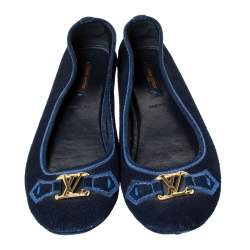 مملوكة مسبقً ا Louis Vuitton Blue Suede Leather Logo Ballet Flats Size 39.5