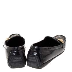 مملوكة مسبقًا Louis Vuitton Black Patent And Mini Lin Monogram Canvas Loafers Size 37.5