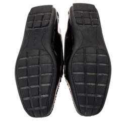 مملوكة مسبقًا Louis Vuitton Black Patent And Mini Lin Monogram Canvas Loafers Size 37.5