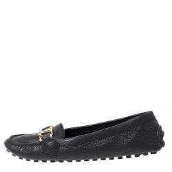 مملوكة مسبقًا Louis Vuitton Black Textured Leather Oxford Loafers Size 40