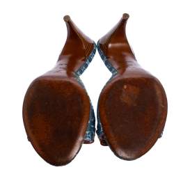 مملوكة مسبقًا صندل سلايد لوي فيتون مزين بفيونكة جلد و دنيم مونوغرامي أزرق مقاس 39.5