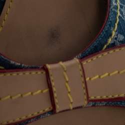 مملوكة مسبقًا صندل سلايد لوي فيتون مزين بفيونكة جلد و دنيم مونوغرامي أزرق مقاس 39.5