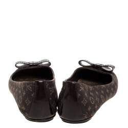 مملوكة مسبقًا Louis Vuitton Brown Mini Lin Monogram Canvas And Patent Bow Grenadine Ballet Flat Size 40.5