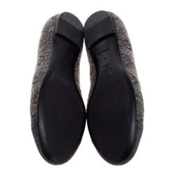 Pre Owned Louis Vuitton Grey Suede and Tweed Ballet Flats Size 40