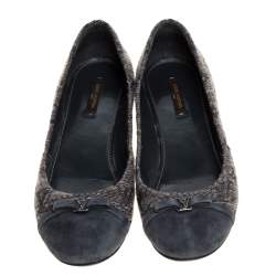 Pre Owned Louis Vuitton Grey Suede and Tweed Ballet Flats Size 40