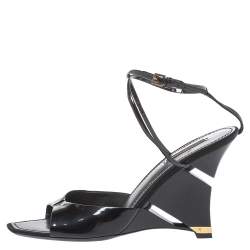 مملوكة مسبقًا Louis Vuitton Black Patent Leather Ankle Strap Wedge Sandals Size 41