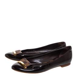 مملوكة مسبقًا Louis Vuitton Burgundy Patent Leather And Damier Ebene Canvas Logo Ballet Flats Size 38