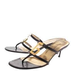 Pre Owned Dolce And Gabbana Black Leather D&G Metal Logo Embellished Thong Kitten Heel Sandals Size 40.5