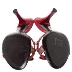 مملوكة مسبقًا صندل سلايد لوي فيتون ساتان شيري بلوسوم مونوغرامي أحمر مقاس 38