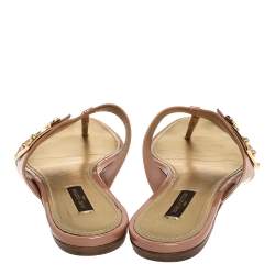 Pre Owned Louis Vuitton Beige Patent Leather Thong Flats Size 38.5