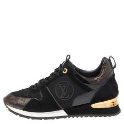 مملوكة مسبقًا Louis Vuitton Black Monogram Canvas, Leather and Mesh Run Away Lace Up Sneakers Size 39