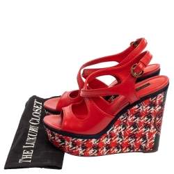 Pre Owned صندل لوي فيتون كعب روكي نعل سميك فتحة كعب قماش متعدد الألوان و جلد أحمر مقاس 39