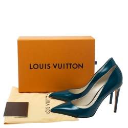 مملوكة مسبقًا Louis Vuitton Teal Blue Leather Eyeline Pointed Toe Pumps Size 40