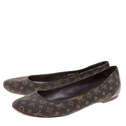 مملوكة مسبقًا Louis Vuitton Ebene Monogram Mini Lin Ballet Flats Size 36