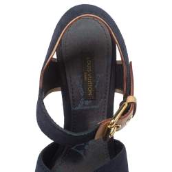 مملوكة مسبقًا صندل لوي فيتون كعب روكي دنيم و سويدي أزرق مقاس 36.5