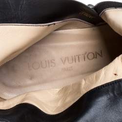 مملوكة مسبقًا Louis Vuitton Black Leather Zip Ankle Boots Size 39.5