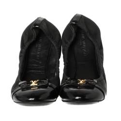 Louis Vuitton Black Patent and Leather Elba Scrunch Ballet Flats Size 36