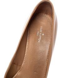 Pre Owned Louis Vuitton Beige Patent Leather Madeleine Logo Block Heel Pumps Size 36