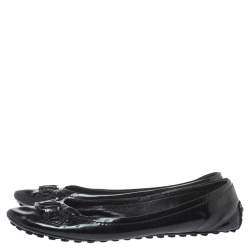 مملوكة مسبقًا Louis Vuitton Black Patent Leather Oxford Flats Size 40