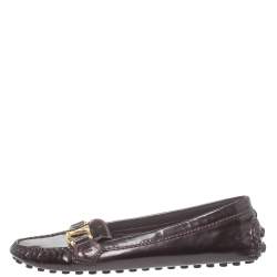 مملوكة مسبقًا حذاء لوفرز لوي فيتون جلد لامع عنابي مقاس 38