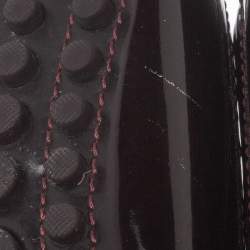 مملوكة مسبقًا حذاء لوفرز لوي فيتون جلد لامع عنابي مقاس 38