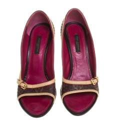 مملوكة مسبقًا حذاء كعب عالي لوي فيتون مزين إبزيم جلد و كانفاس مقوى بني و بيج مقاس 36