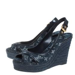 مملوكة مسبقًا Louis Vuitton Denim Fabric And Patent Leather Monogram Bastille Espadrilles Slingback Wedge Sandals Size 40