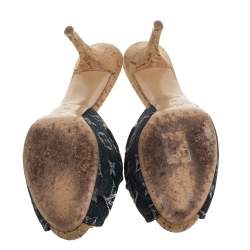 مملوكة مسبقًا Louis Vuitton Blue Monogram Denim Canvas Slide Sandals Size 39