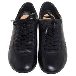 مملوكة مسبقًا Louis Vuitton Black Perforated Leather Low Top Sneakers Size 39