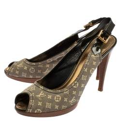 مملوكة مسبقًا صندل لوي فيتون كيس مي جلد لامع وكانفاس مونوغرامي ميني لين أبيض وأزرق فتحة كعب مقاس 41