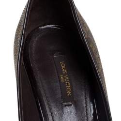 Pre Owned حذاء كعب عالي لوي فيتون ماليبو كانفاس مونوغرامي وجلد لامع مقدمة مفتوحة مقاس 40.5