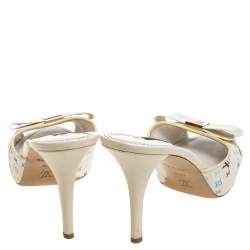 مملوكة مسبقًا Louis Vuitton Cream Monogram Canvas And Patent Leather Sandals Size 40.5