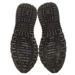 مملوكة مسبقًا Louis Vuitton White/Brown Monogram Canvas And Mesh Reverse Run Away Sneakers Size 37.5