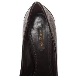 Pre Owned حذاء كعب عالي لوي فيتون ريفولي كانفاس وجلد لامع مونوغرامي بيج/بني نعل سميك مقاس 40